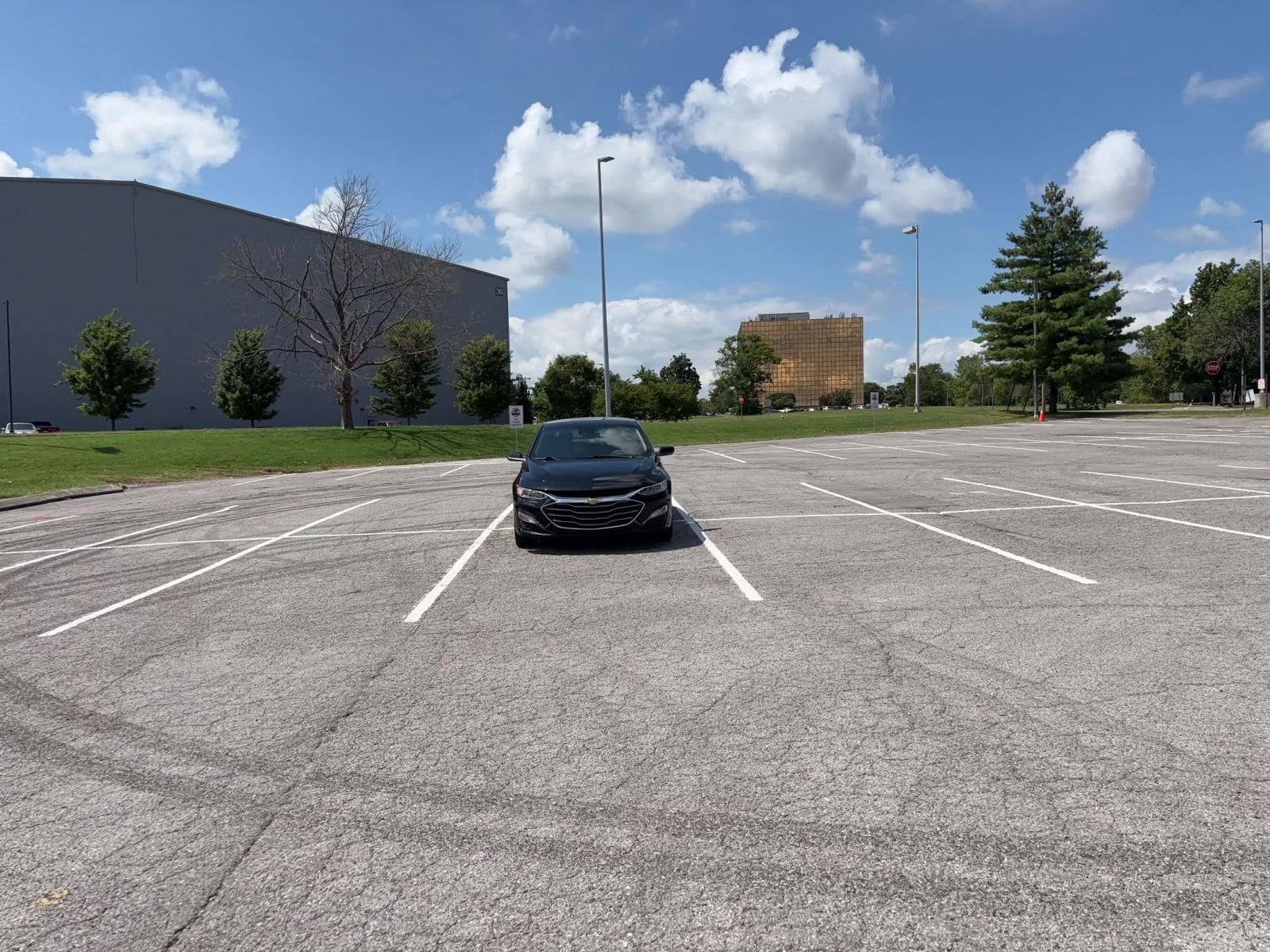 Thumbnail: 2024 Chevrolet Malibu - 14