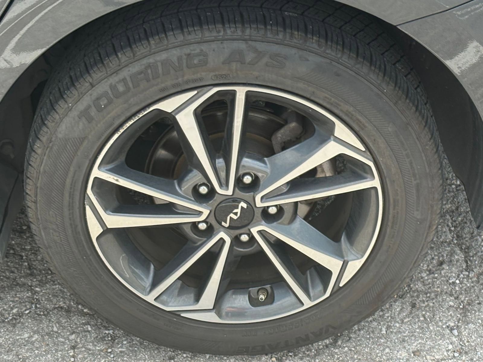 Thumbnail: 2024 Kia Forte - 29