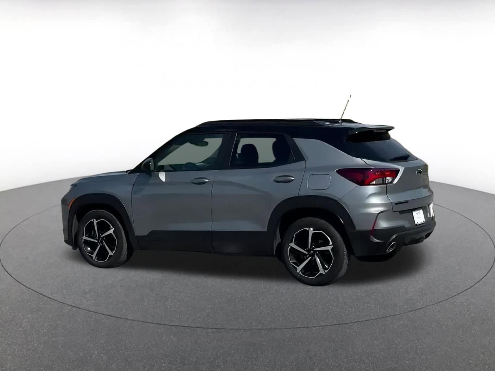 Thumbnail: 2023 Chevrolet TrailBlazer - 10