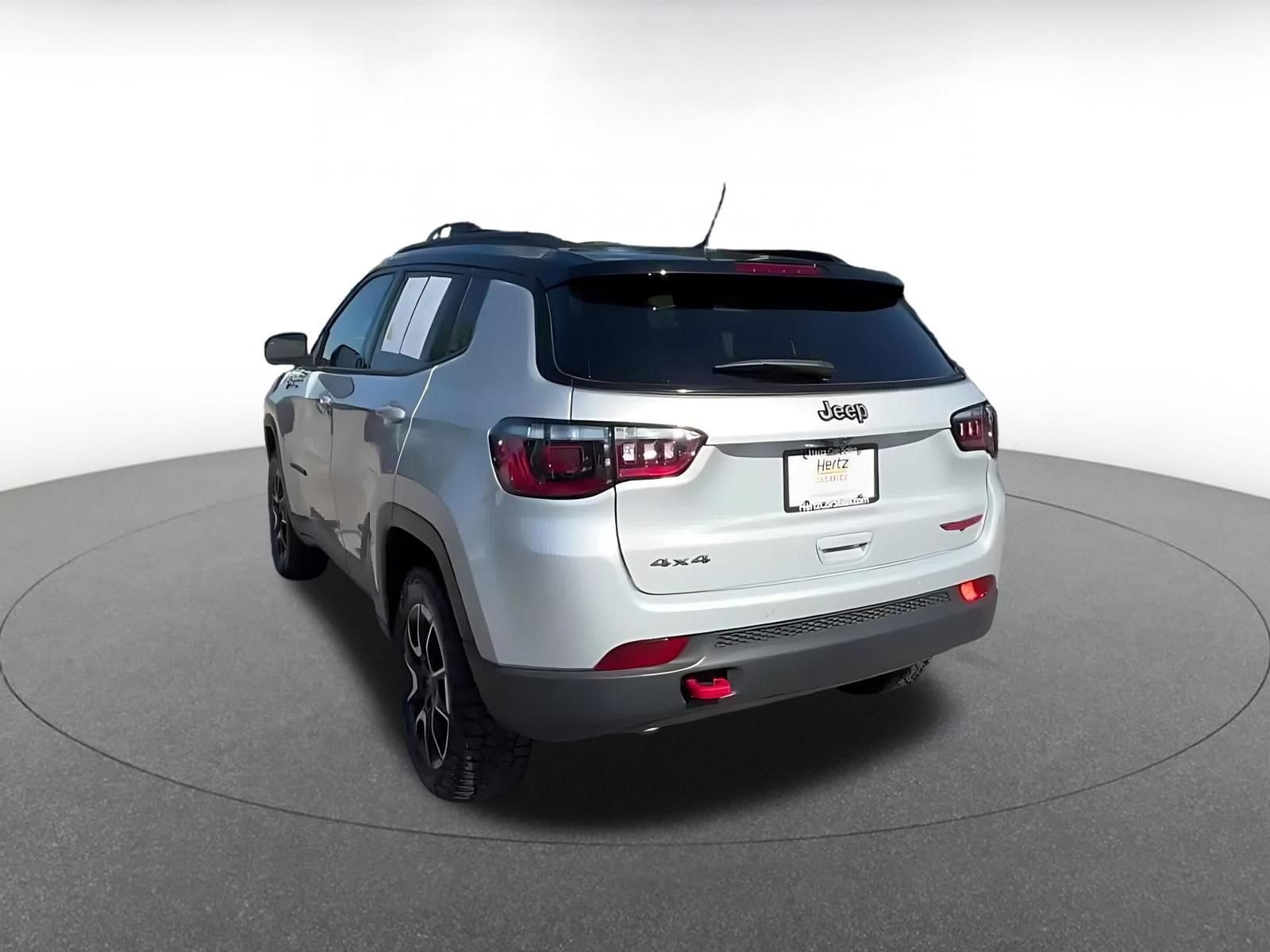 Thumbnail: 2025 Jeep Compass - 11