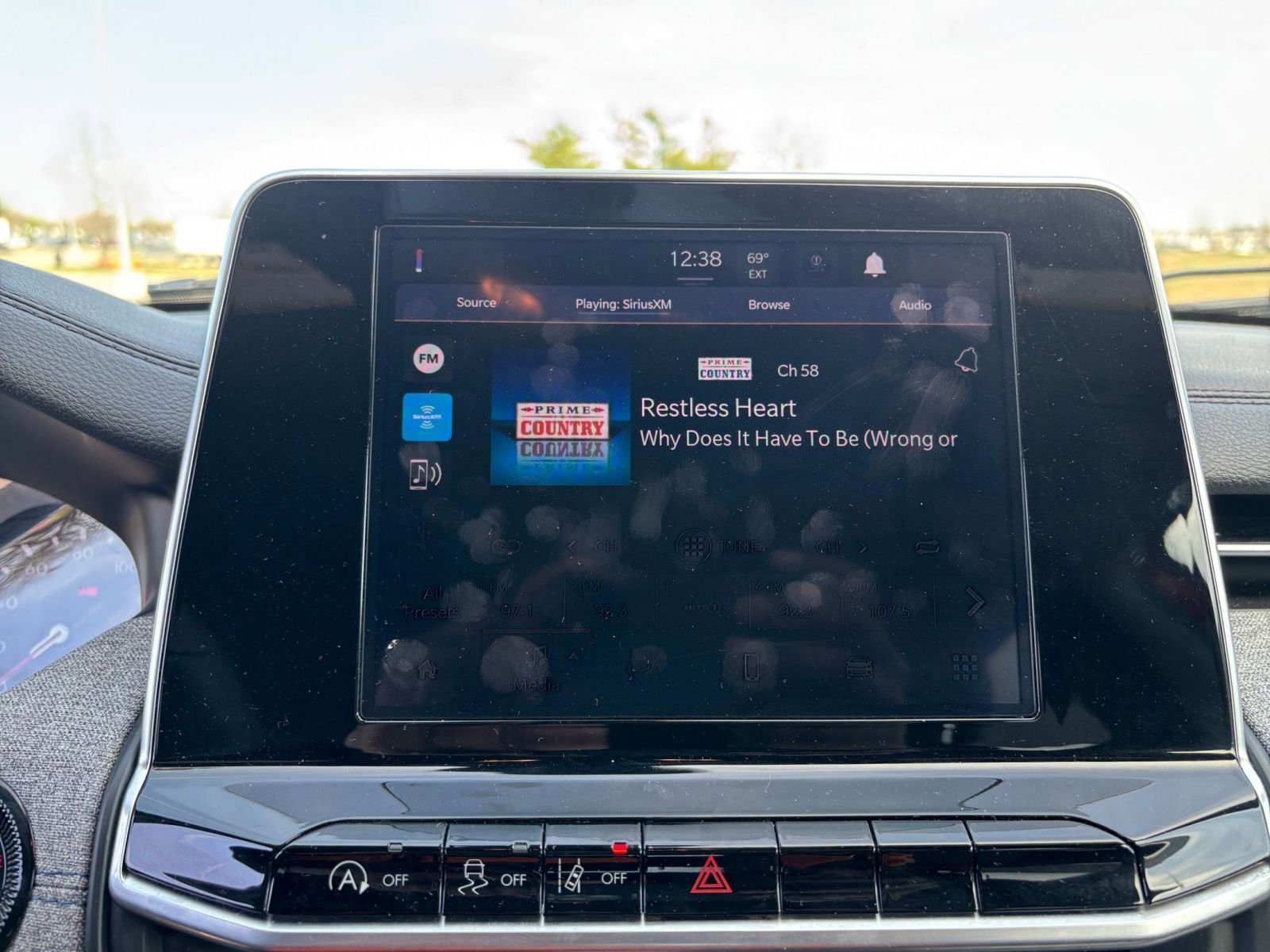 Thumbnail: 2025 Jeep Compass - 20