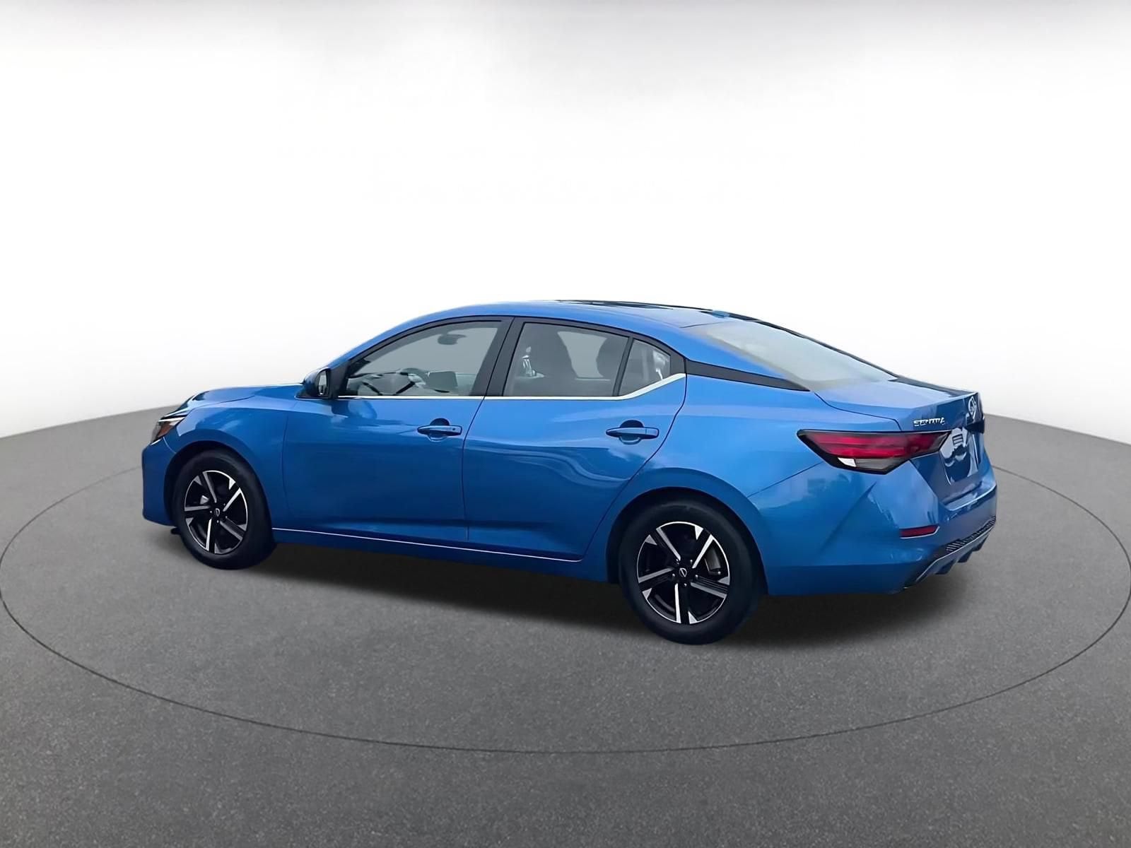 Thumbnail: 2025 Nissan Sentra - 9