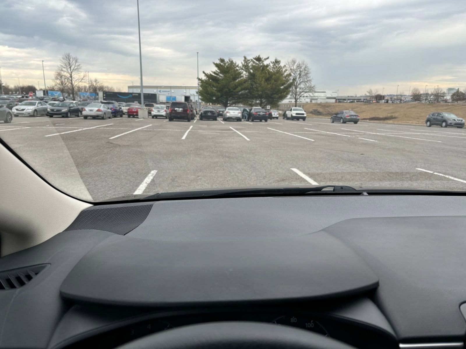 Thumbnail: 2025 Toyota Corolla - 32