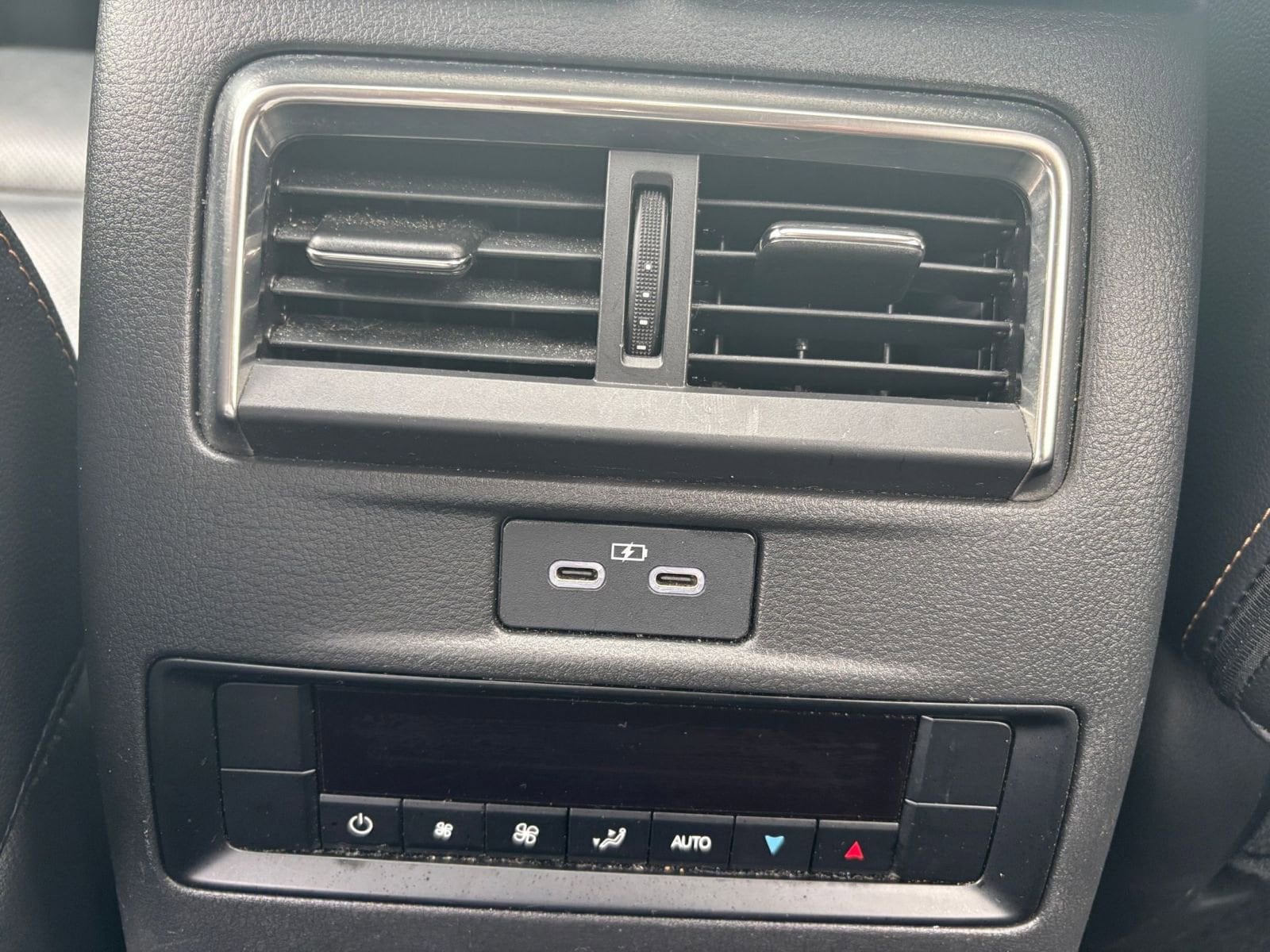 Thumbnail: 2025 Mazda CX-90 - 24