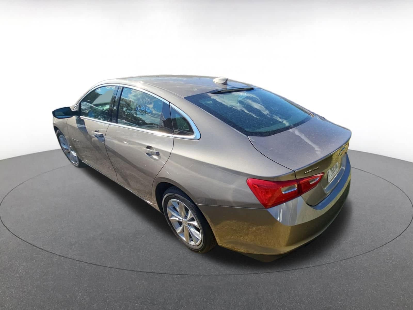 Thumbnail: 2024 Chevrolet Malibu - 4