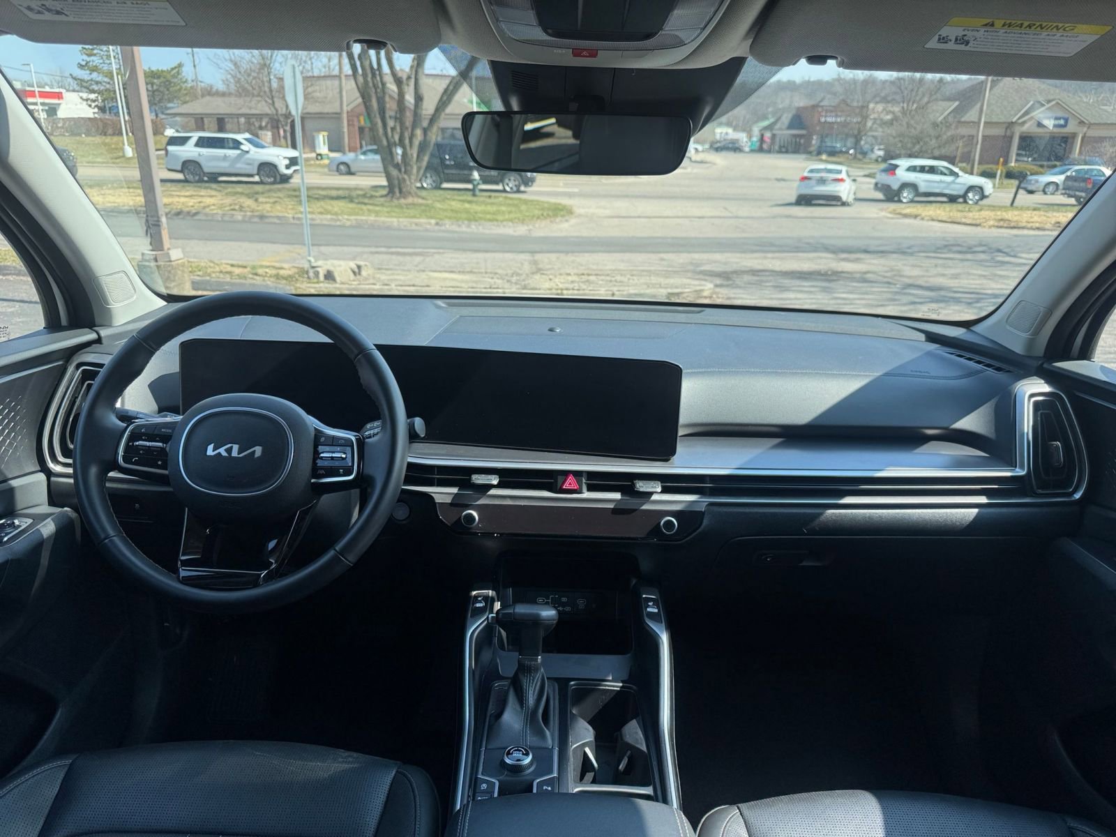 2024 Kia Sorento S 33