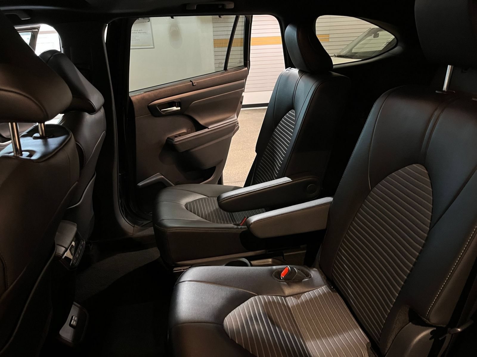 2025 Toyota Highlander 42