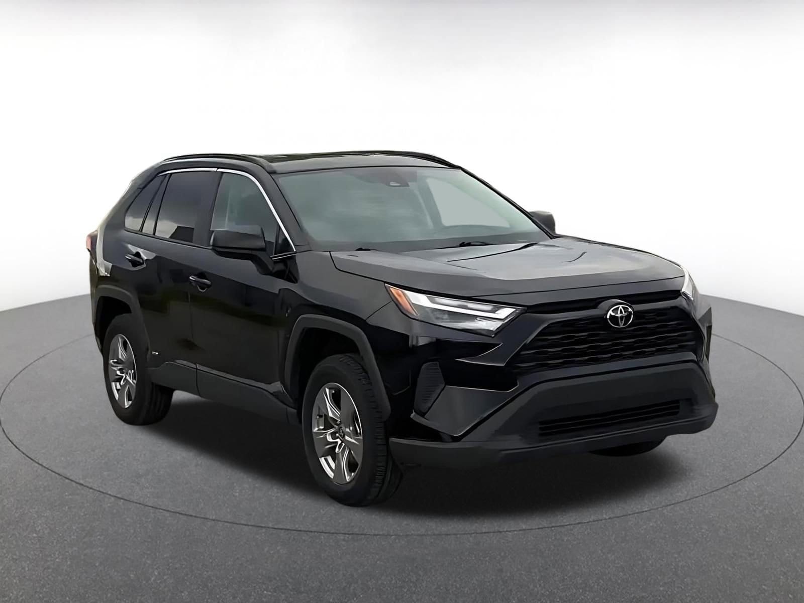 Thumbnail: 2025 Toyota RAV4 - 3