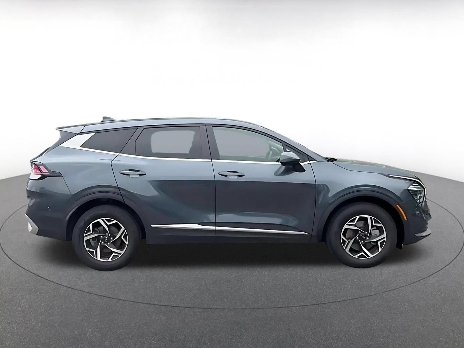 Thumbnail: 2024 Kia Sportage - 16