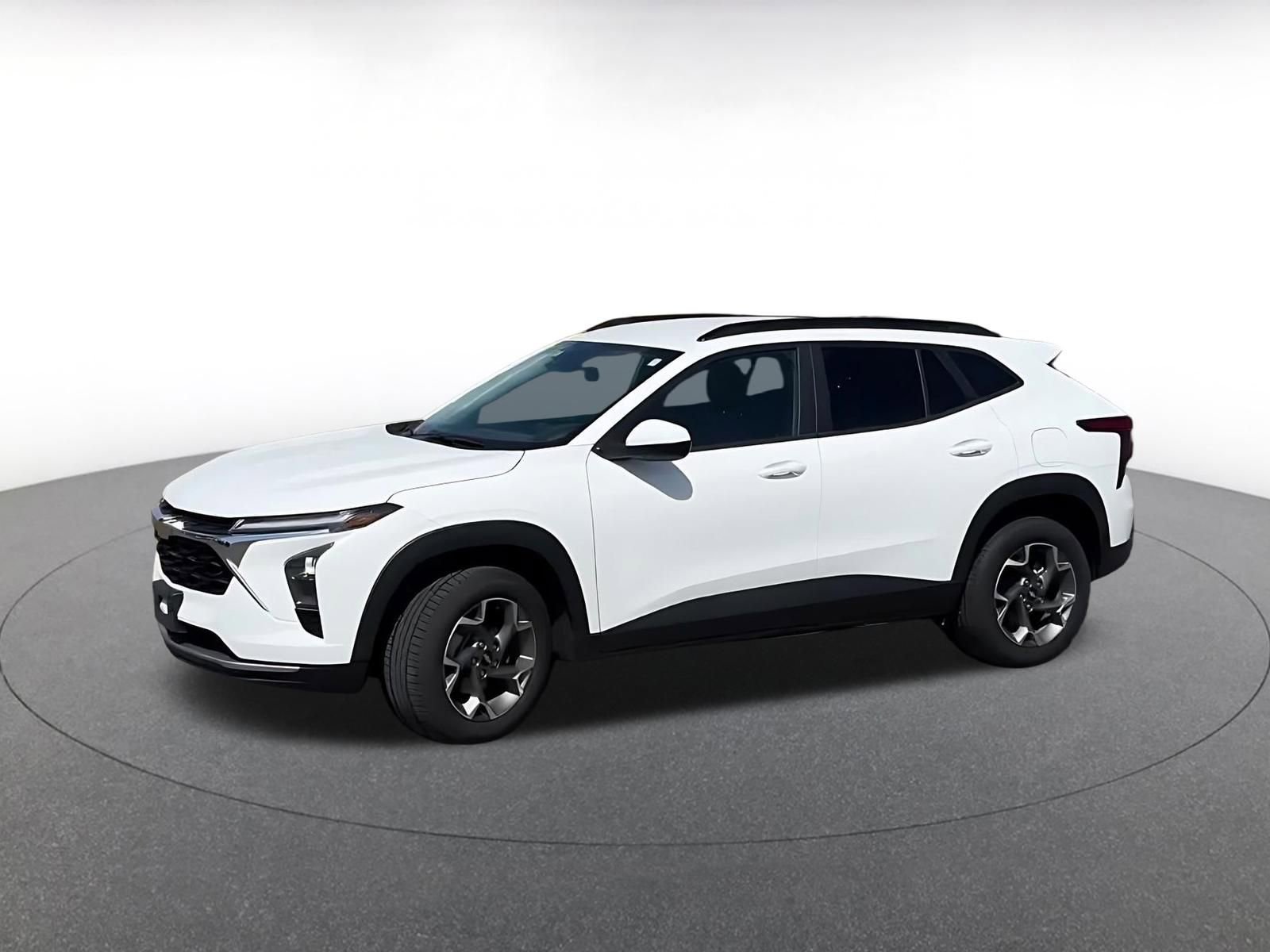 Thumbnail: 2025 Chevrolet Trax - 8