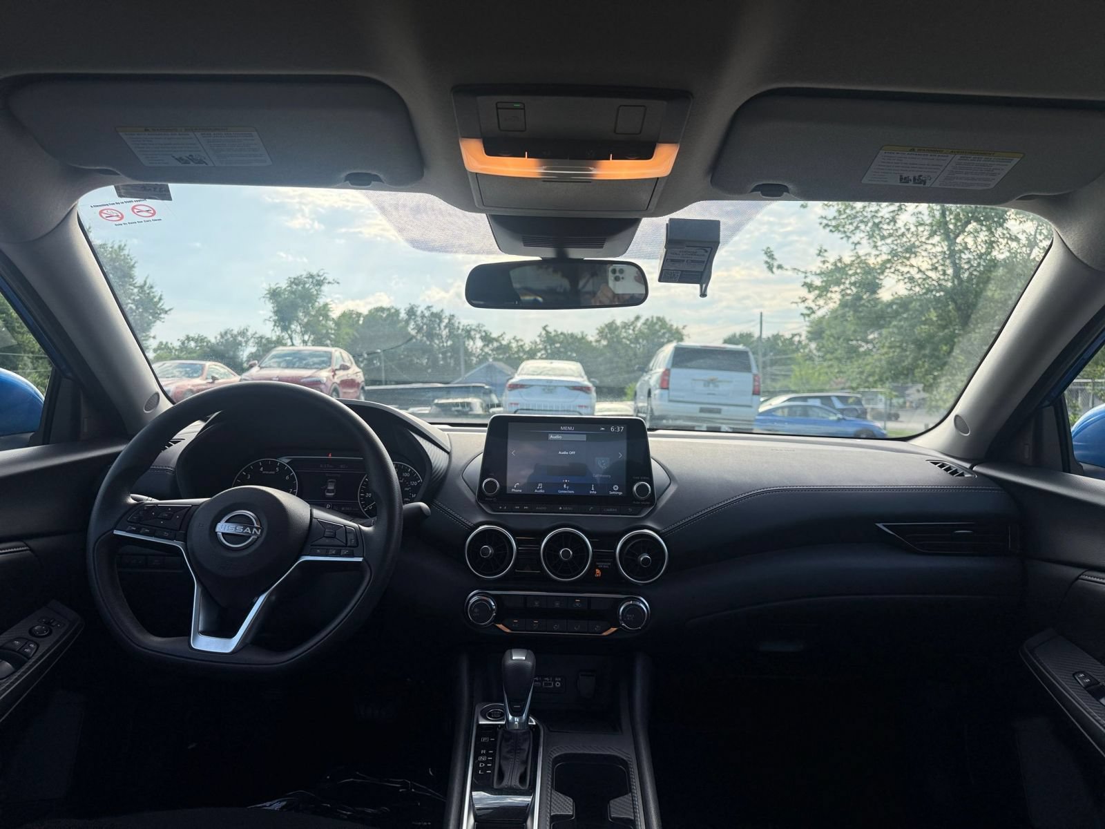 Thumbnail: 2025 Nissan Sentra - 32