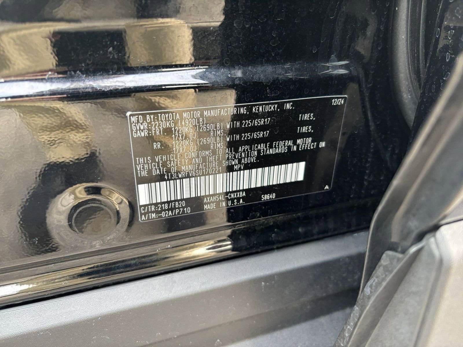 Thumbnail: 2025 Toyota RAV4 - 30