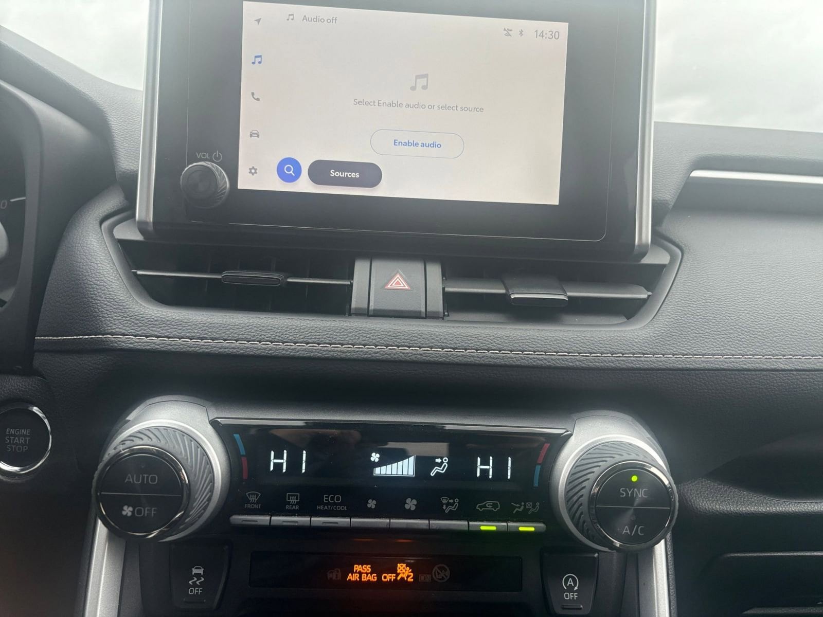 Thumbnail: 2025 Toyota RAV4 - 18