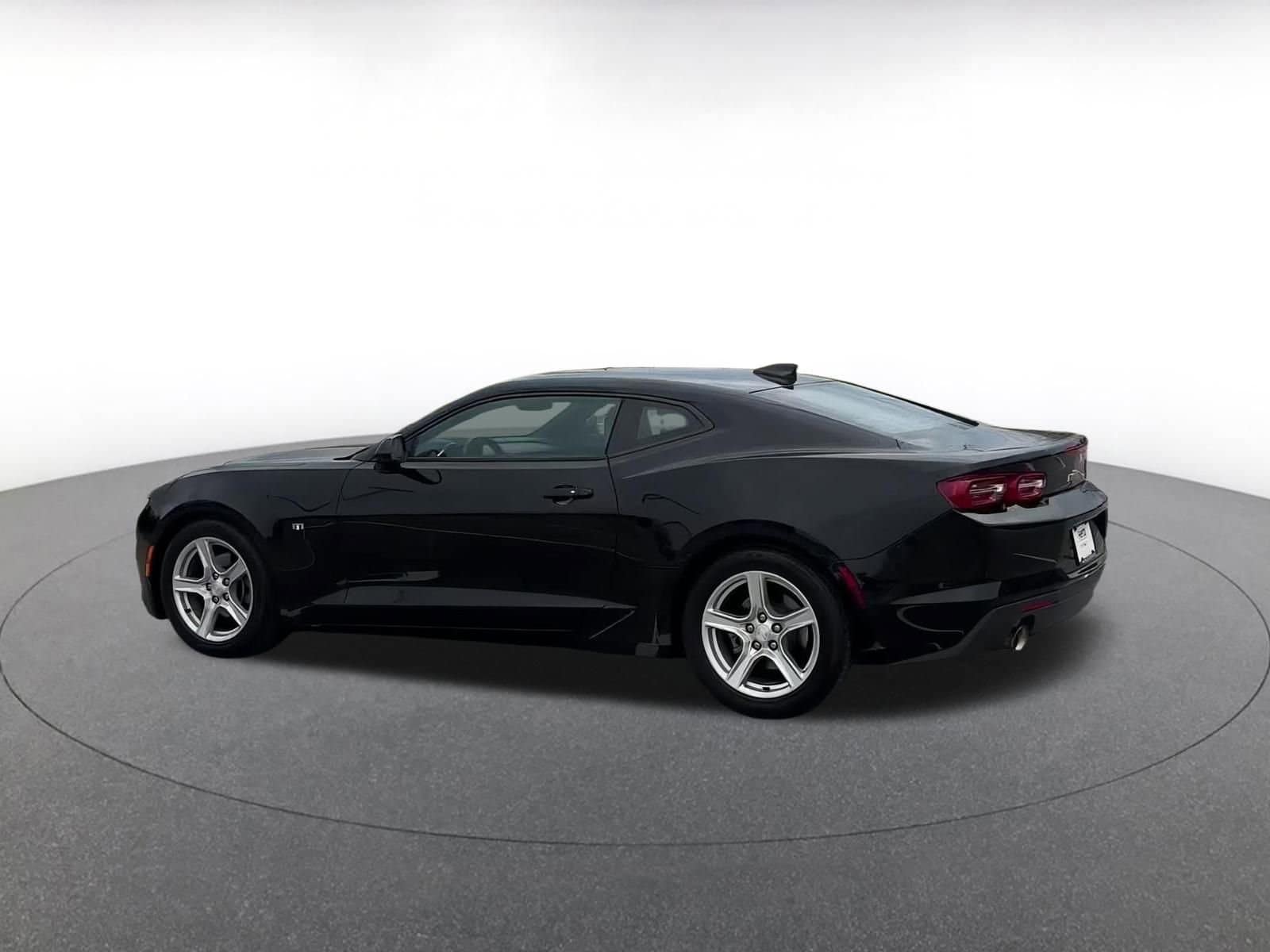 Thumbnail: 2023 Chevrolet Camaro - 10