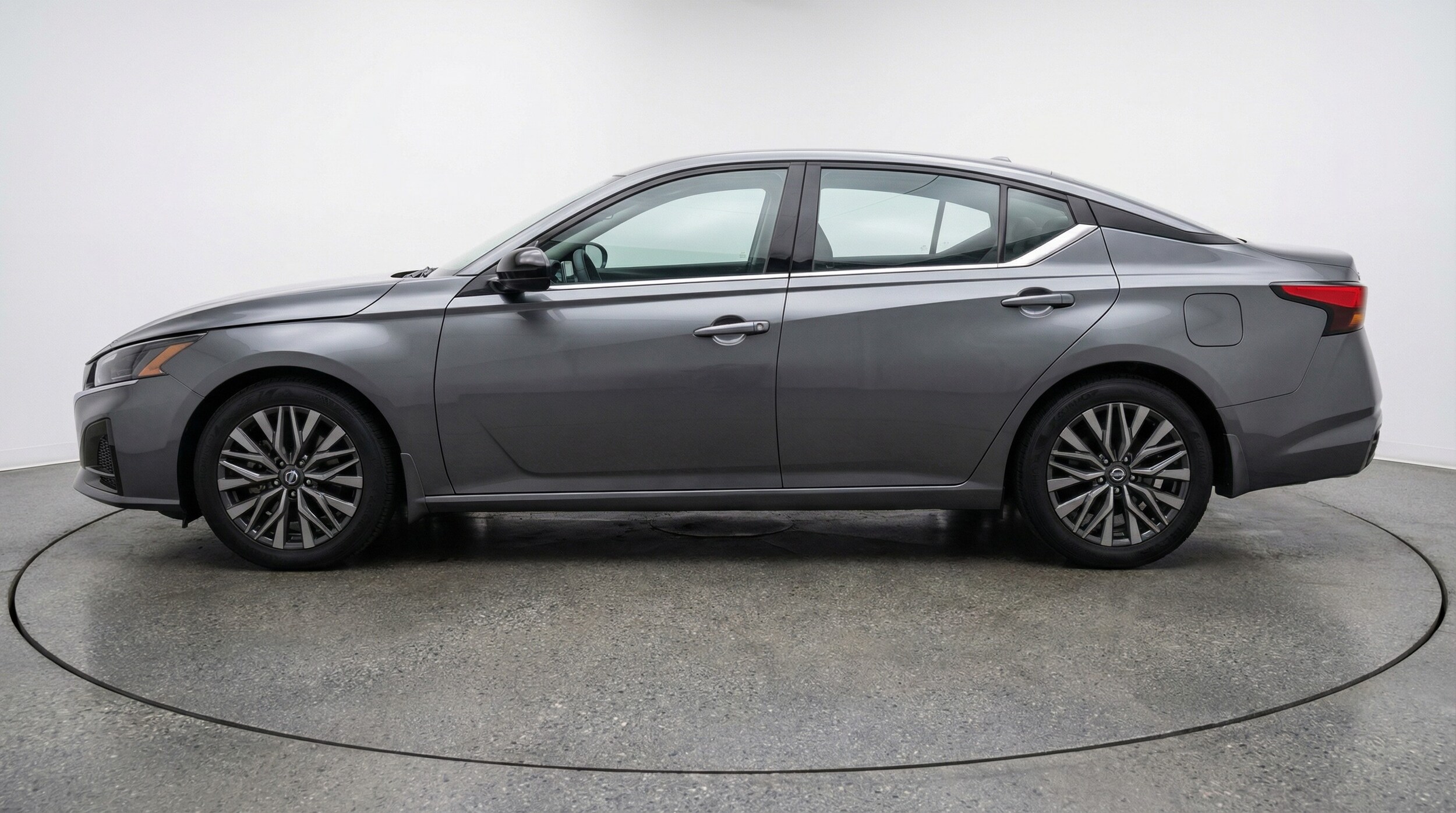 Thumbnail: 2025 Nissan Altima - 4