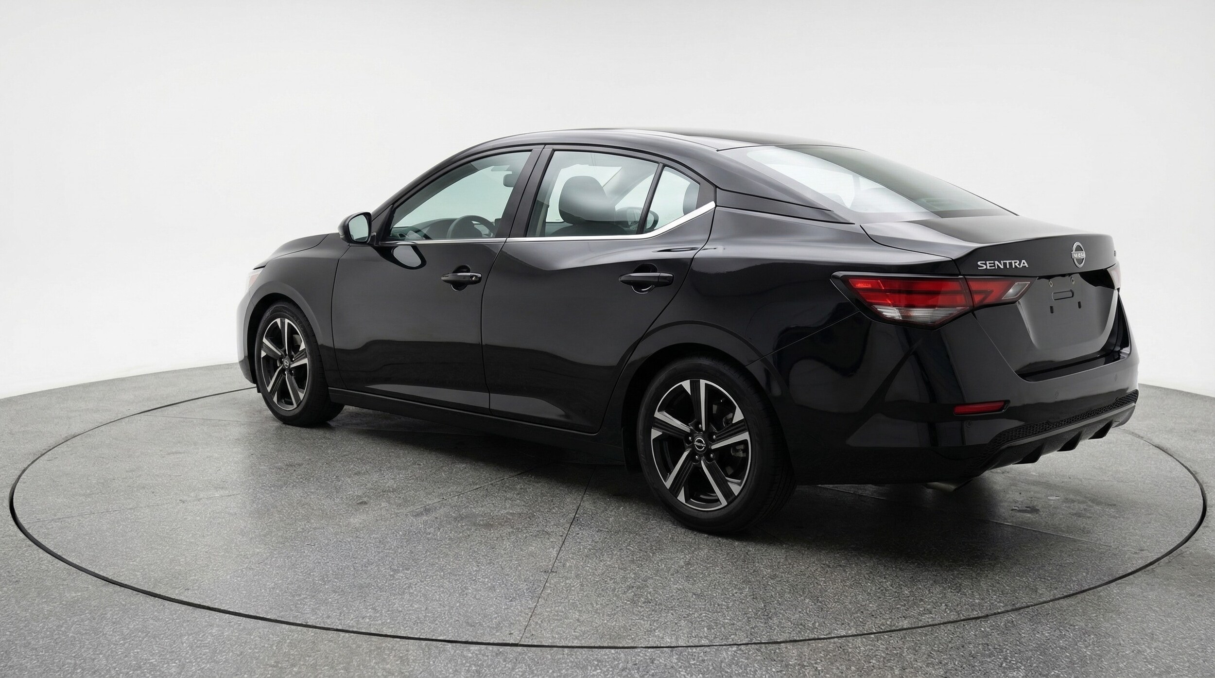 Thumbnail: 2025 Nissan Sentra - 5