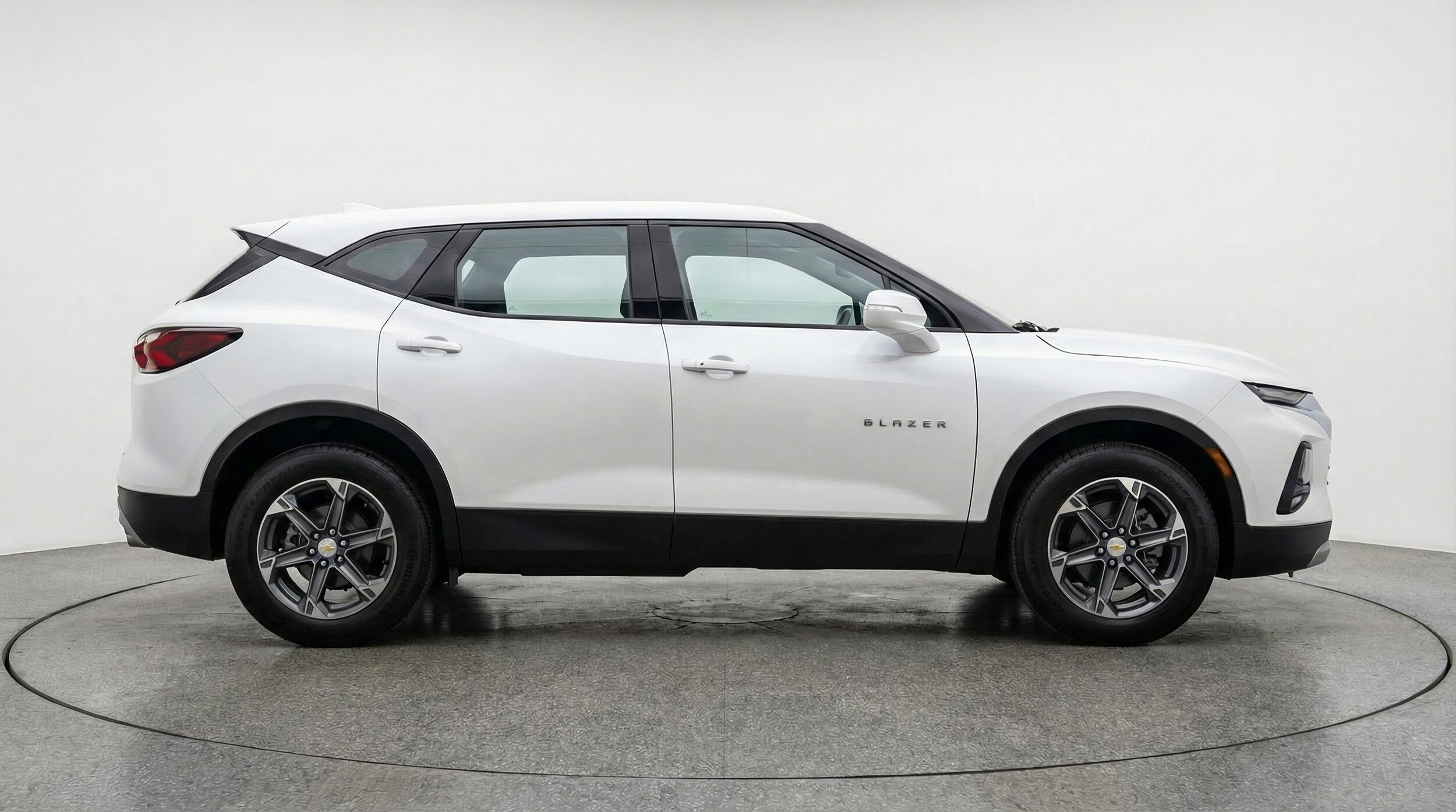 Thumbnail: 2025 Chevrolet Blazer - 8