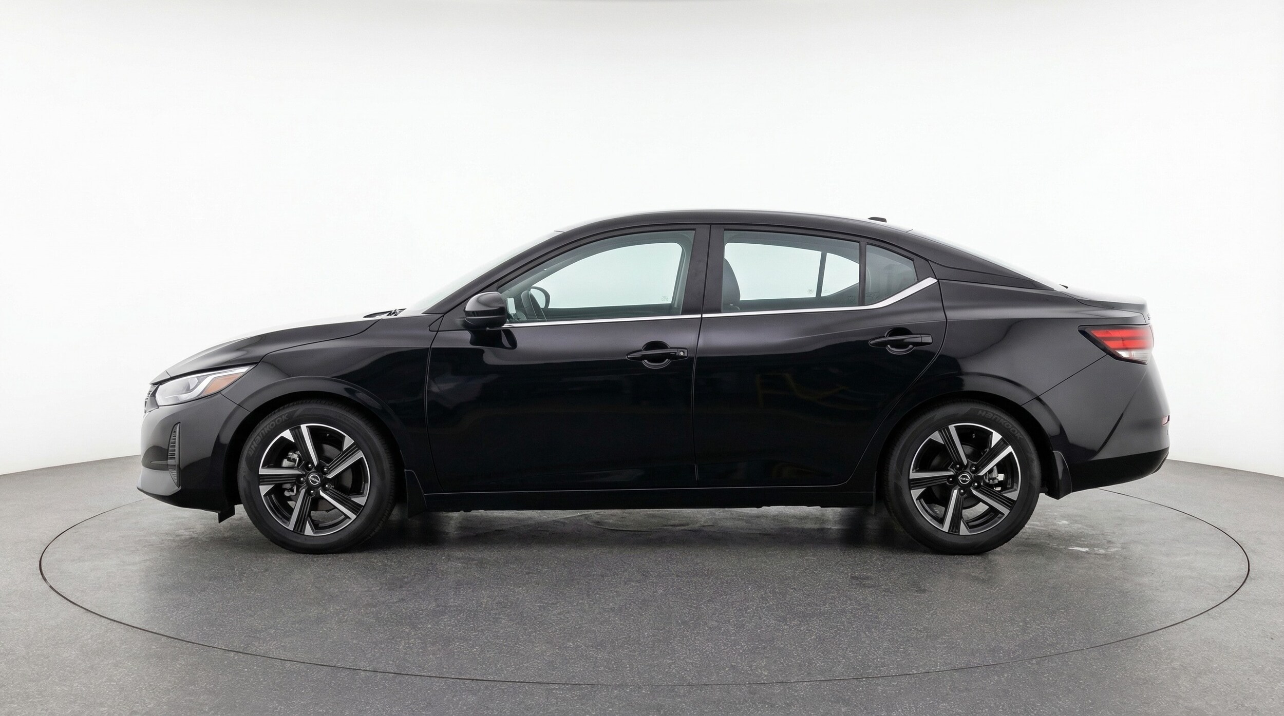 Thumbnail: 2025 Nissan Sentra - 4