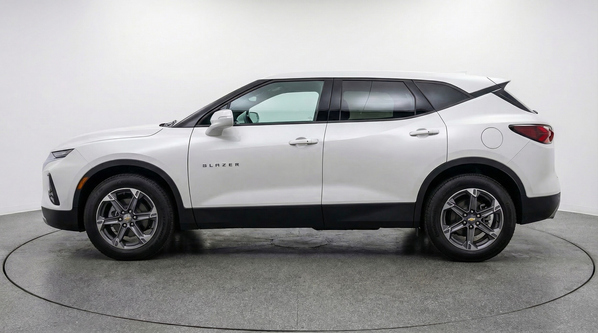Thumbnail: 2025 Chevrolet Blazer - 4