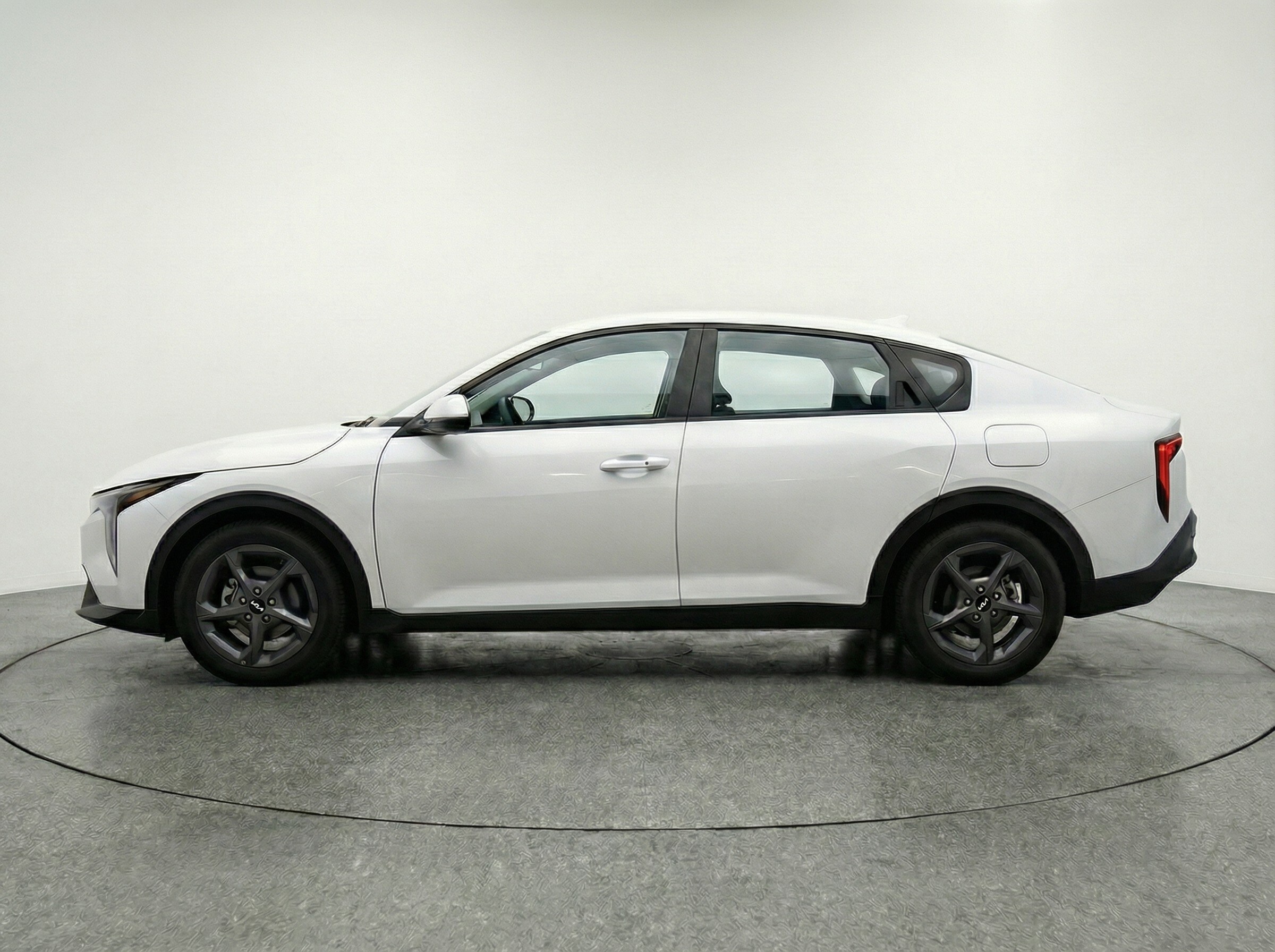 Thumbnail: 2025 Kia K4 - 4