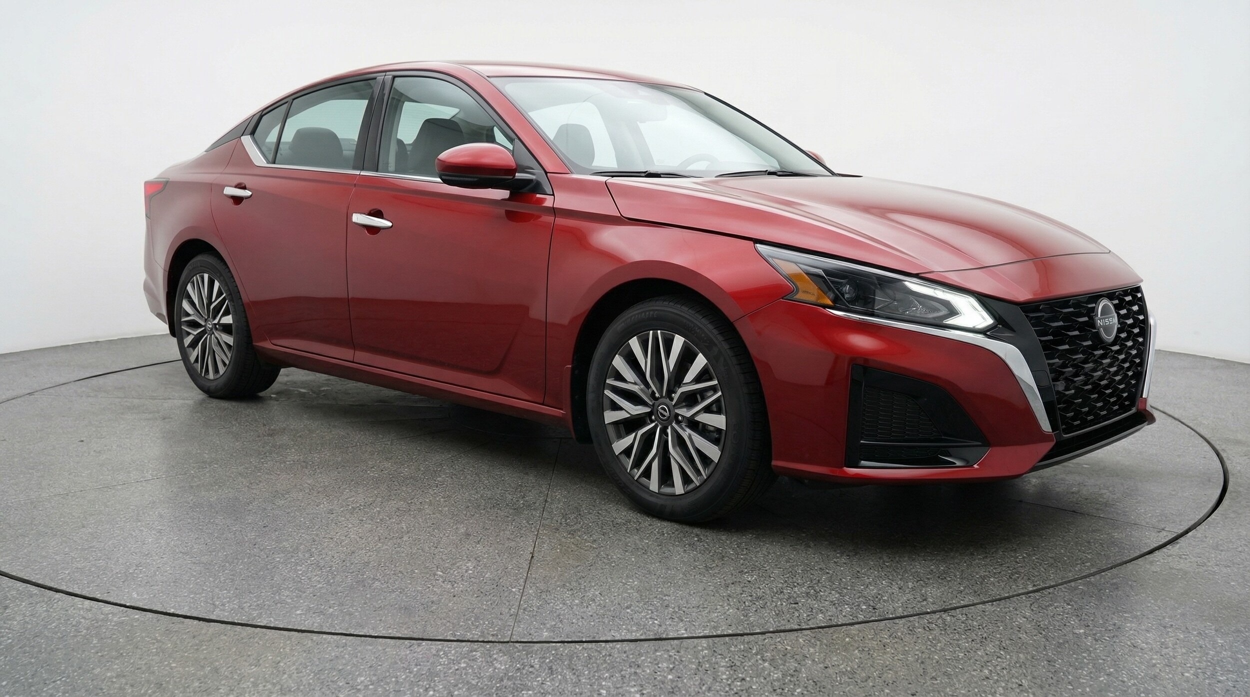 Thumbnail: 2025 Nissan Altima - 1