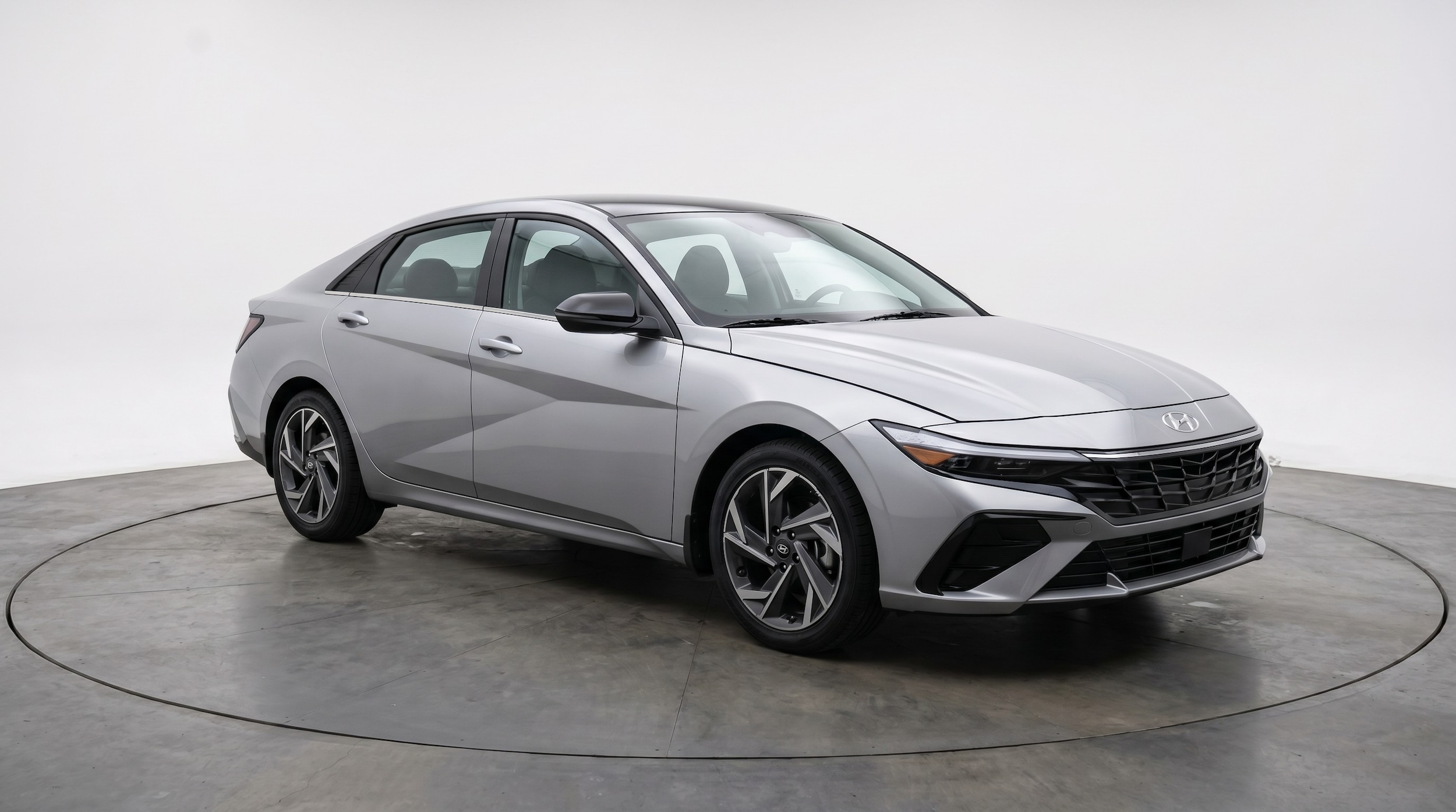 Thumbnail: 2025 Hyundai Elantra - 1
