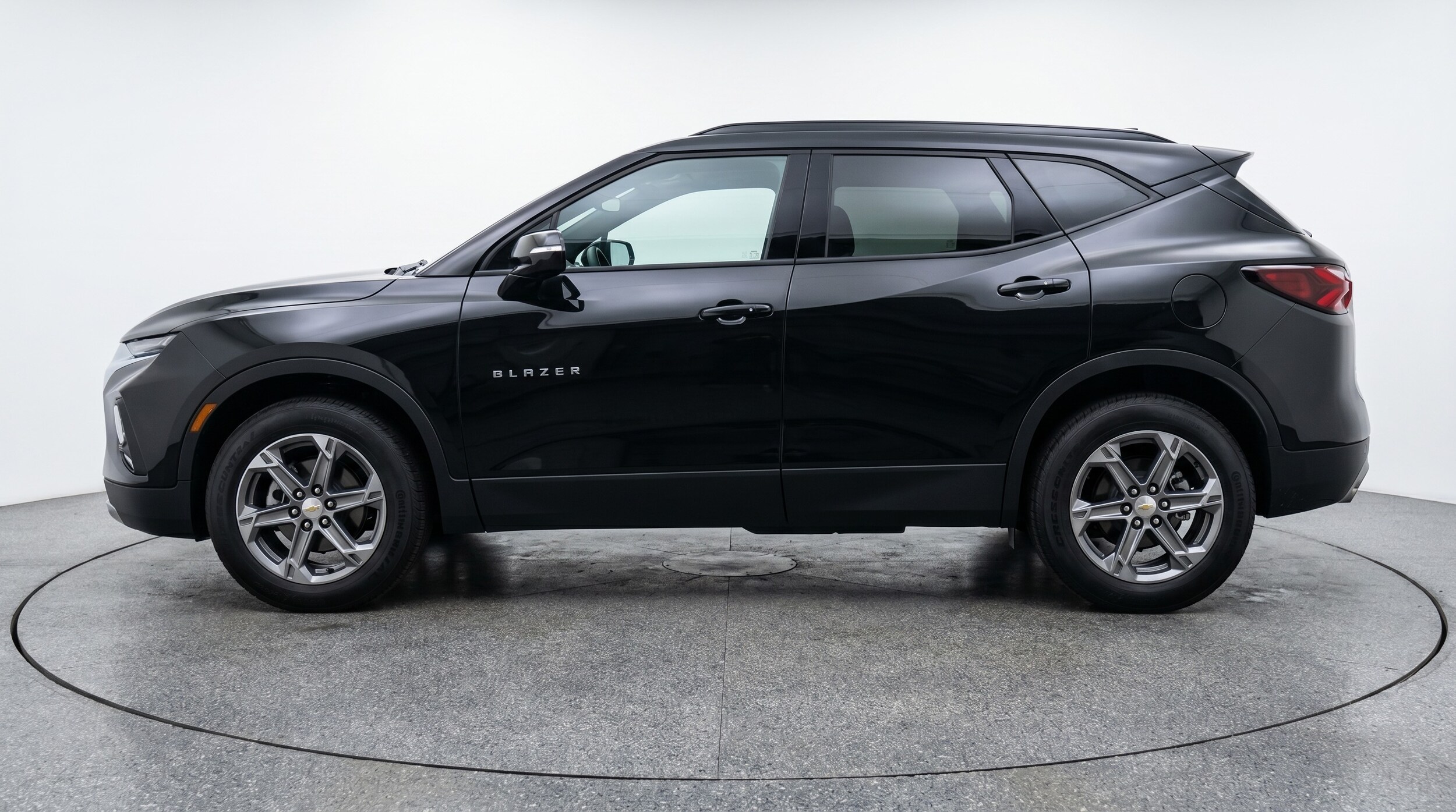 Thumbnail: 2025 Chevrolet Blazer - 4