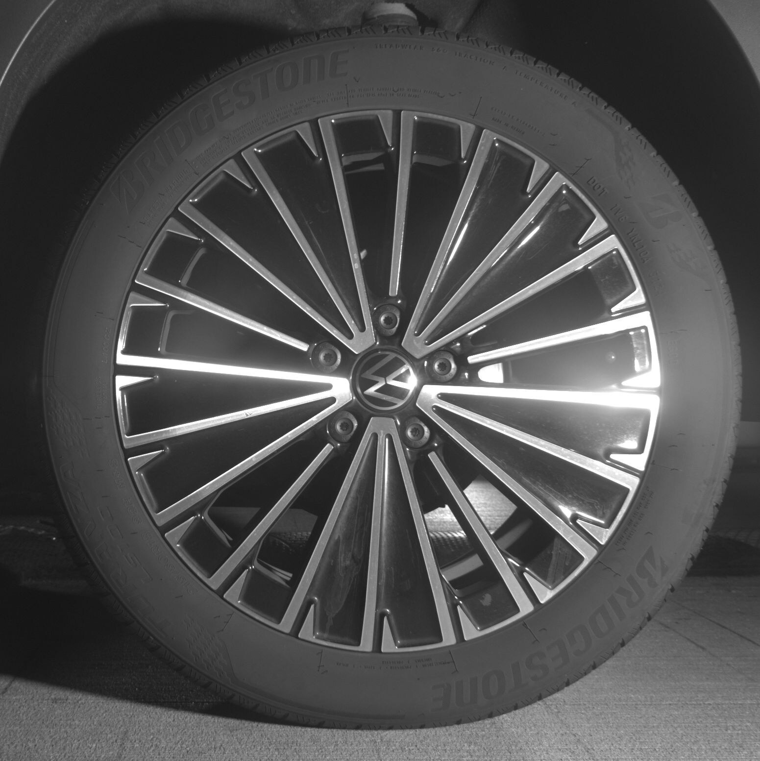 Thumbnail: 2025 Volkswagen Taos - 11