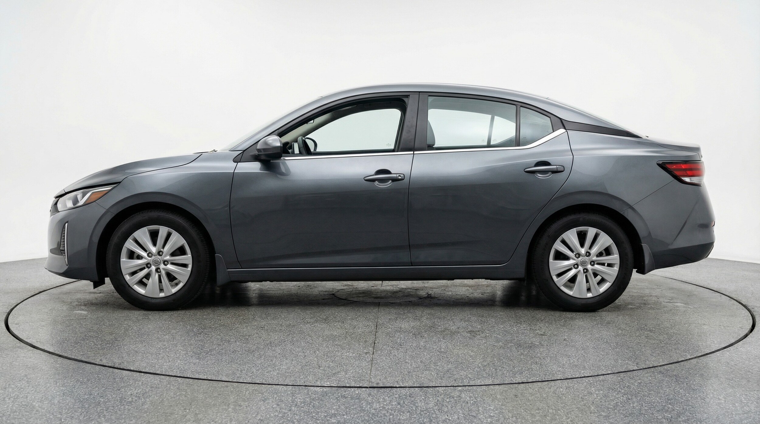 Thumbnail: 2025 Nissan Sentra - 4