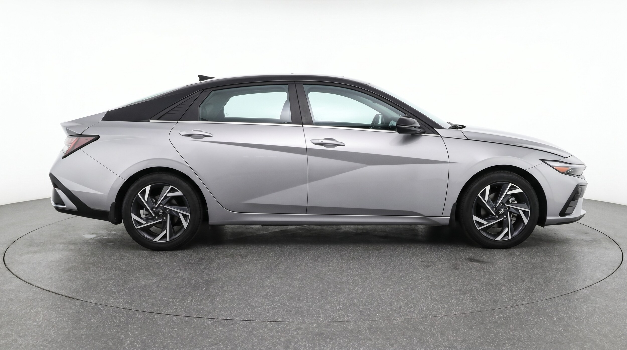 Thumbnail: 2025 Hyundai Elantra - 8