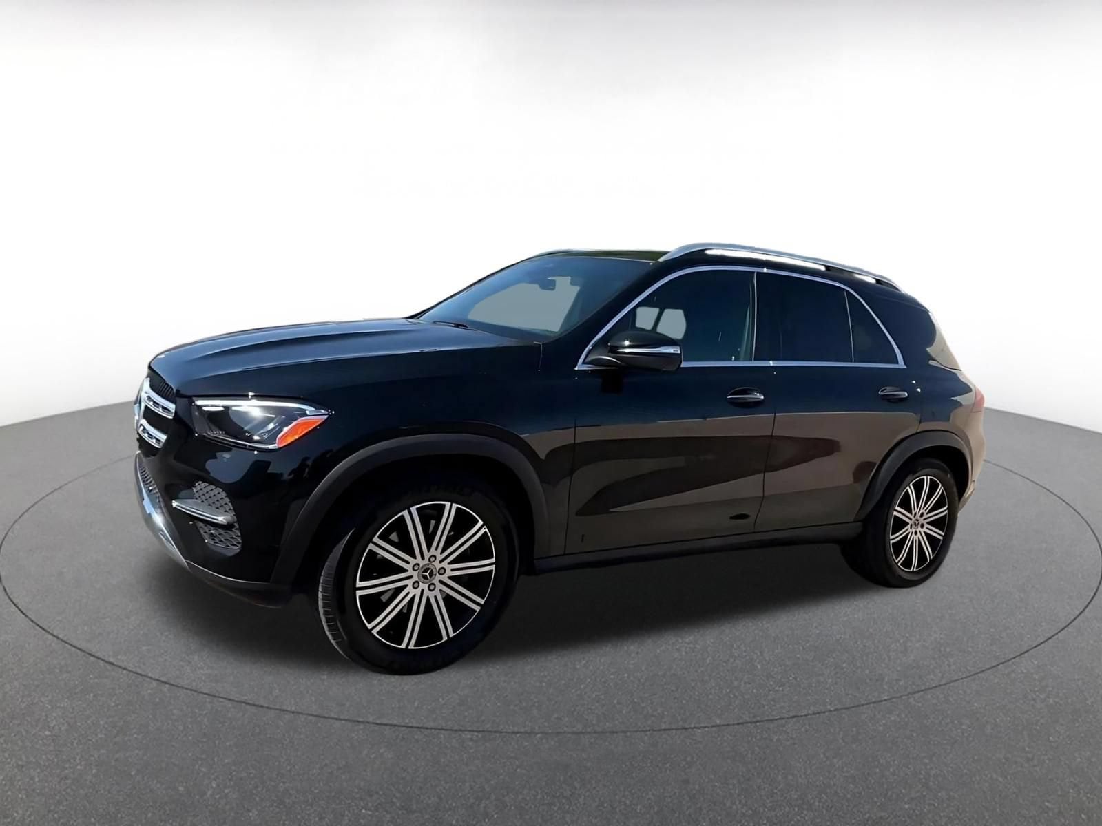 Thumbnail: 2026 Mercedes-Benz GLE - 6