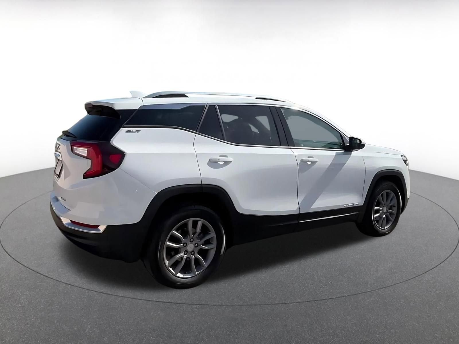 Thumbnail: 2024 GMC Terrain - 15