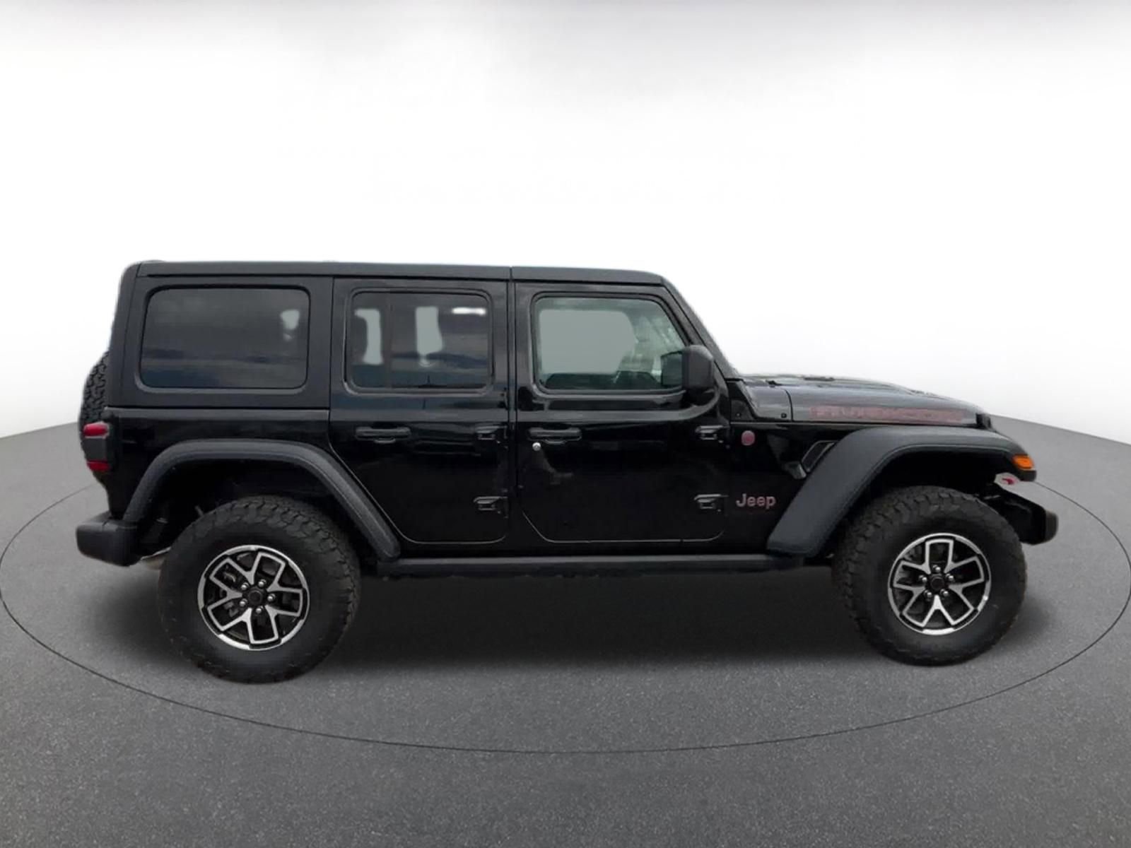 Thumbnail: 2025 Jeep Wrangler - 15