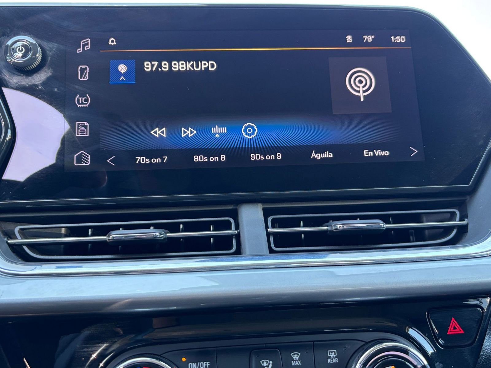 Thumbnail: 2025 Chevrolet Trax - 20