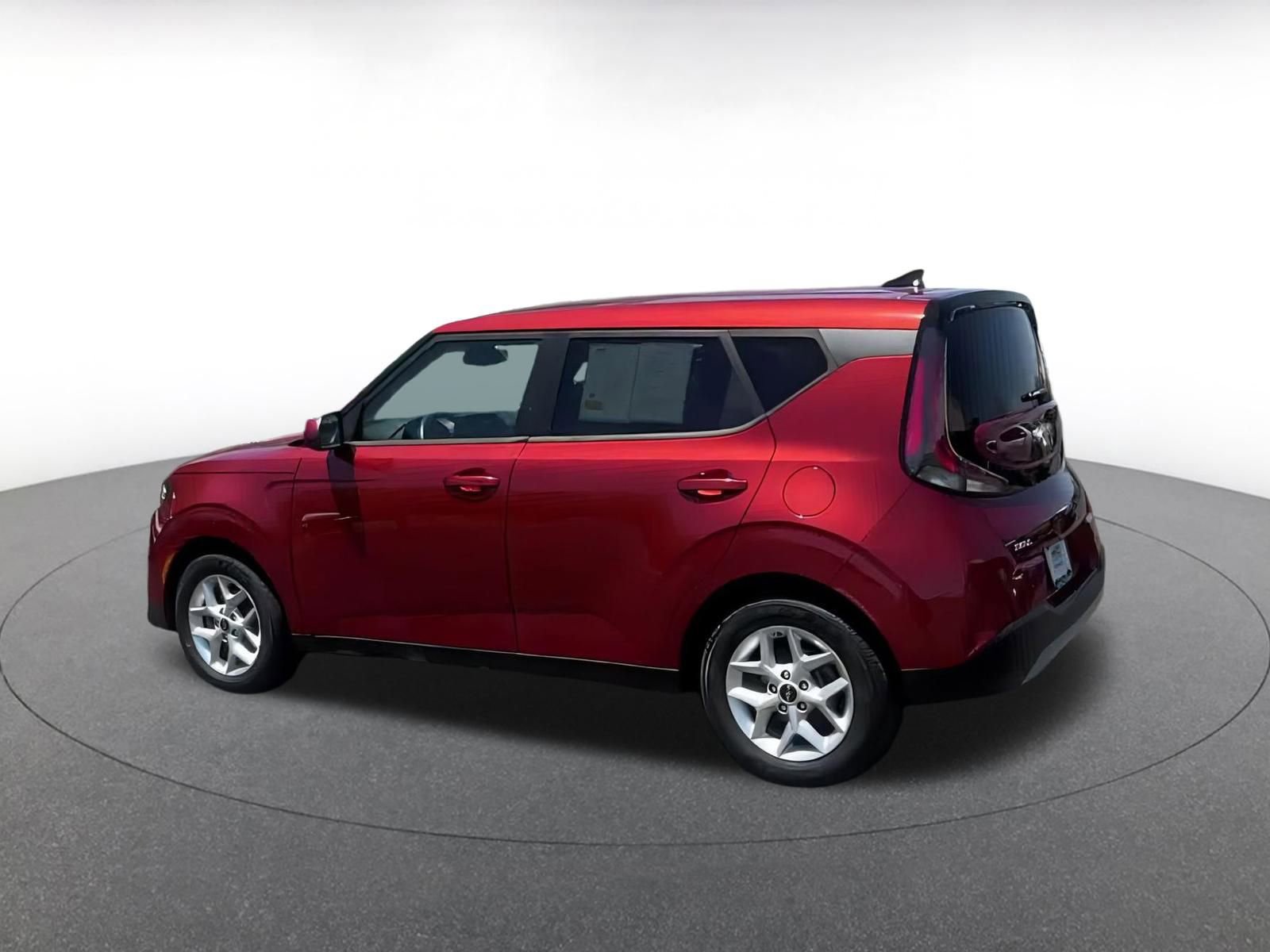 Thumbnail: 2023 Kia Soul - 10