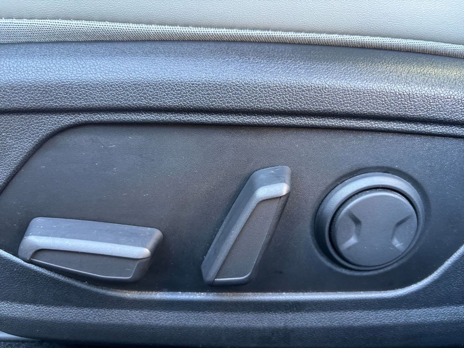 Thumbnail: 2025 Hyundai Elantra - 24