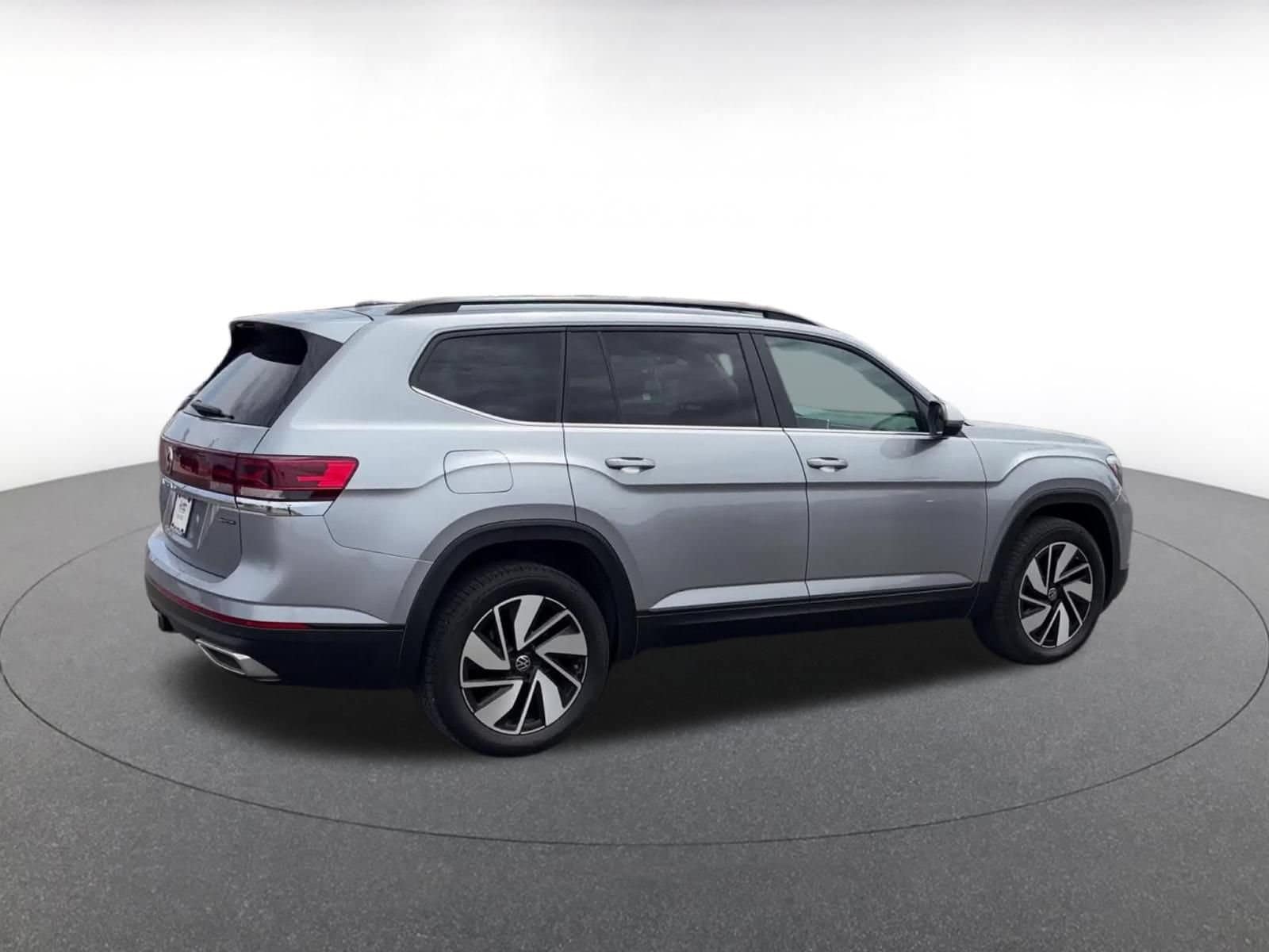 Thumbnail: 2026 Volkswagen Atlas - 14