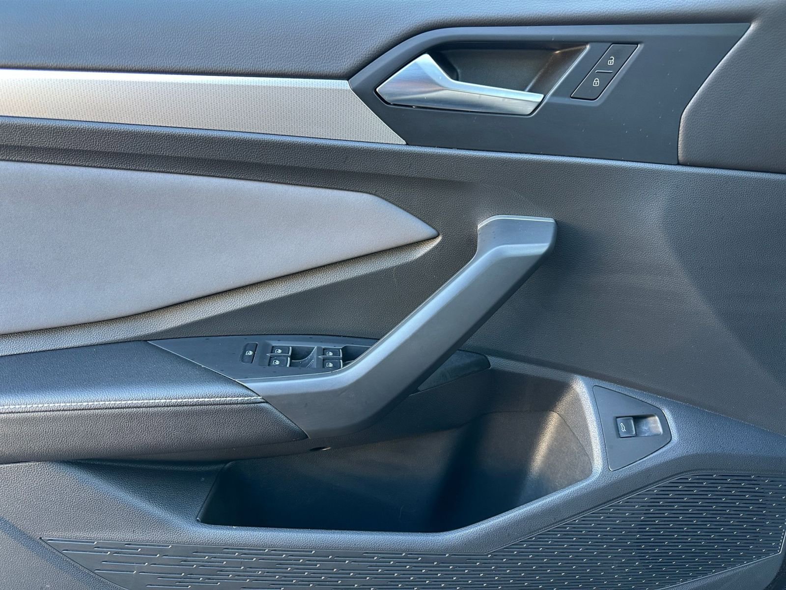 Thumbnail: 2025 Volkswagen Jetta - 20