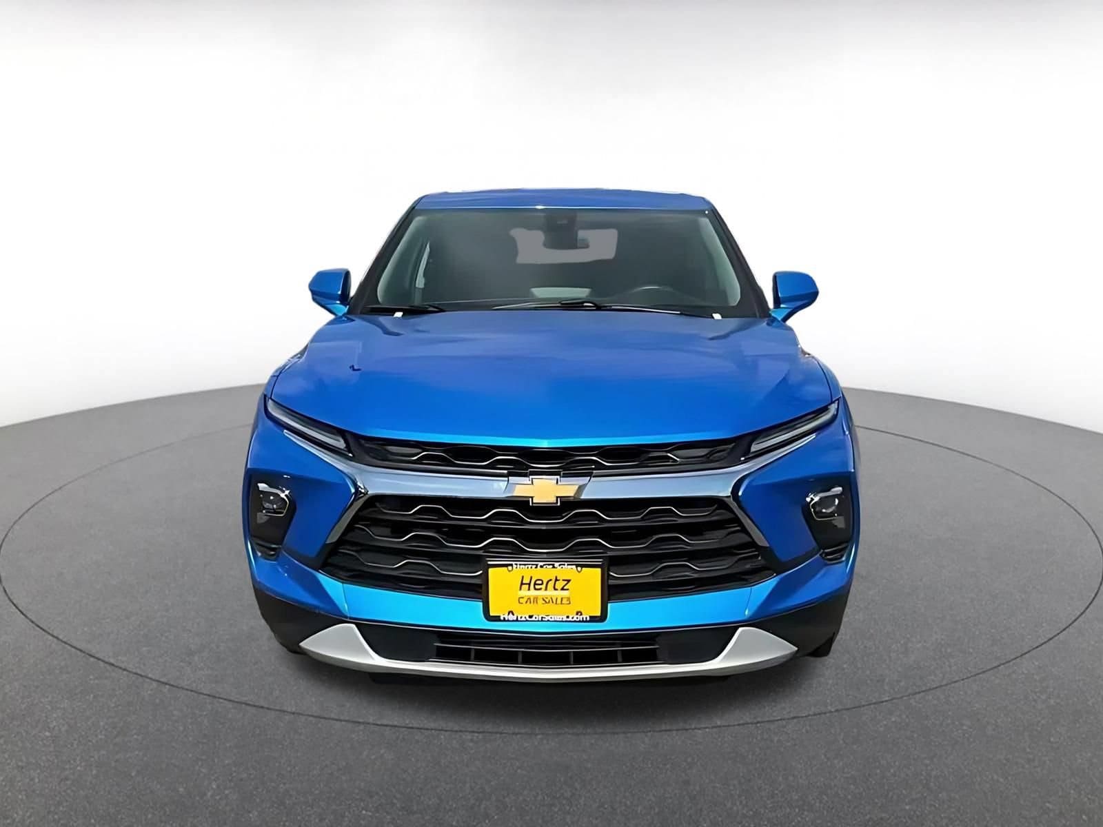 Thumbnail: 2025 Chevrolet Blazer - 4