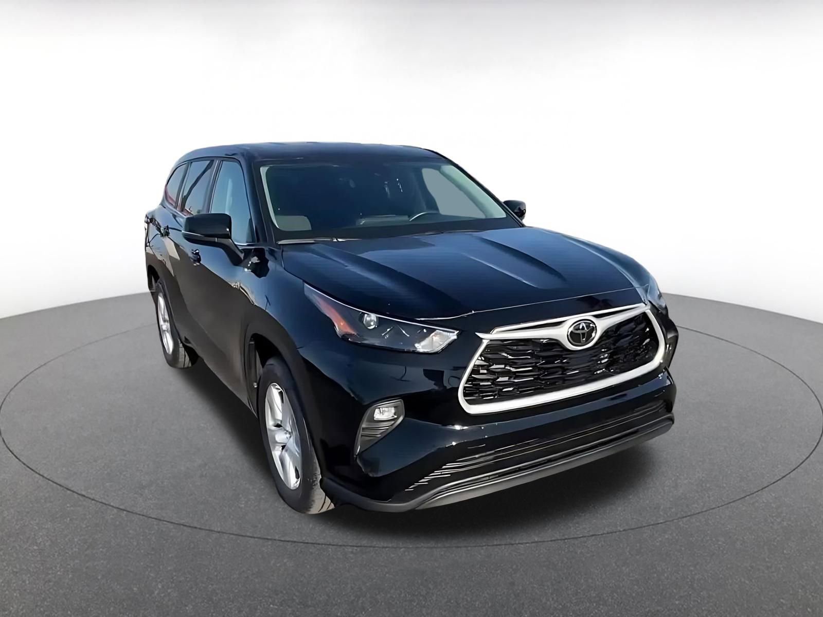 Thumbnail: 2025 Toyota Highlander - 3