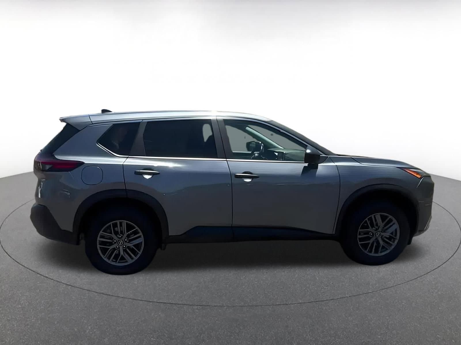 Thumbnail: 2023 Nissan Rogue - 15