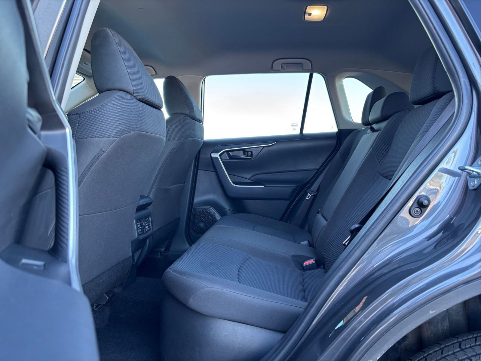 Thumbnail: 2025 Toyota RAV4 - 24