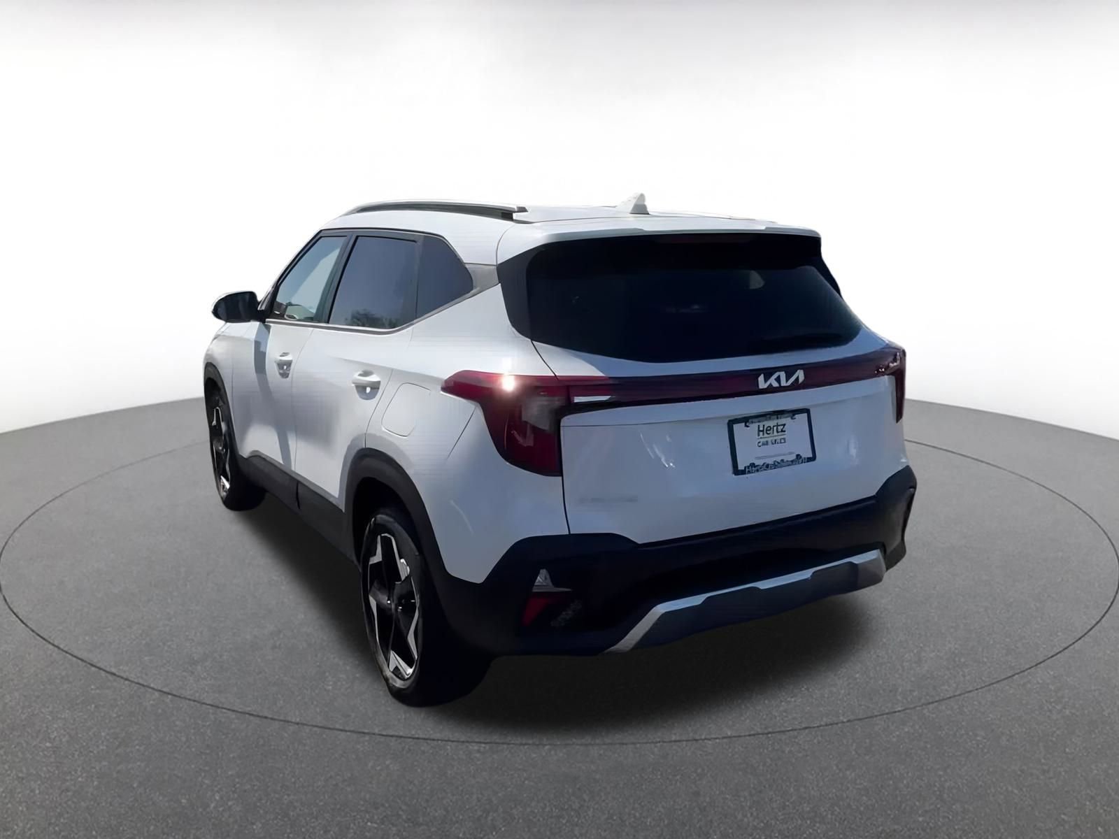 Thumbnail: 2025 Kia Seltos - 11