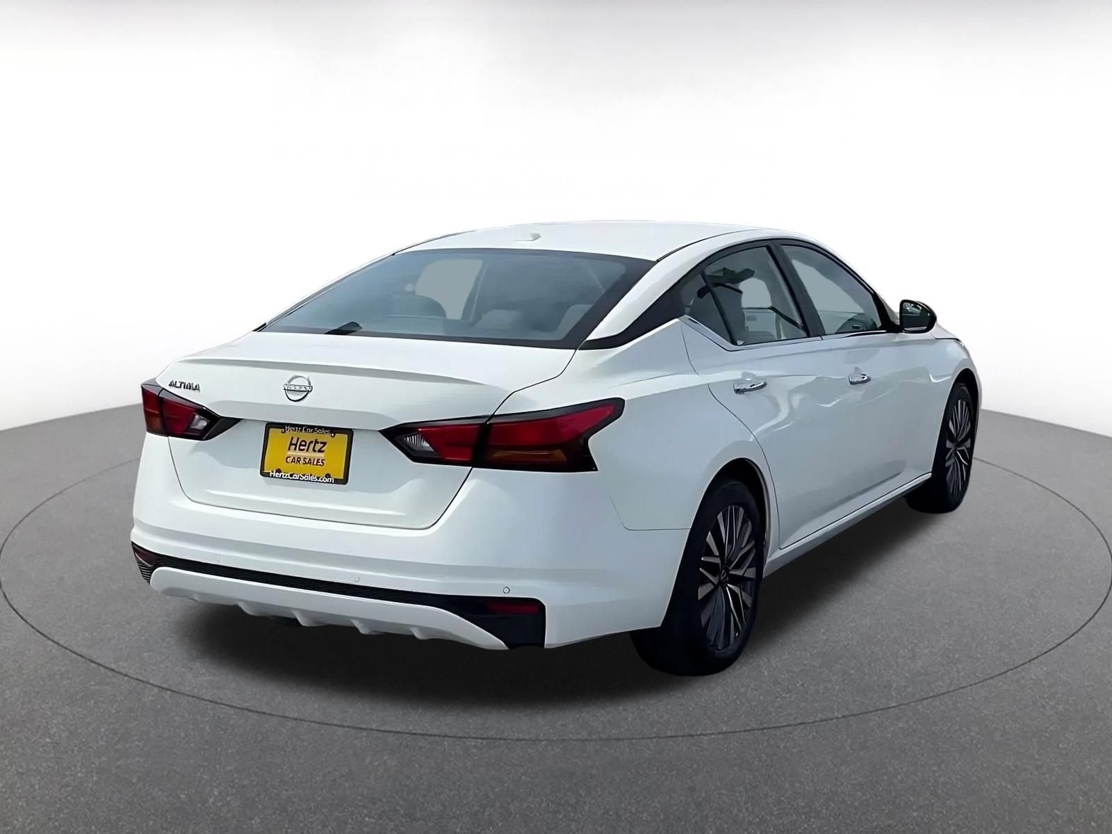 Thumbnail: 2025 Nissan Altima - 14