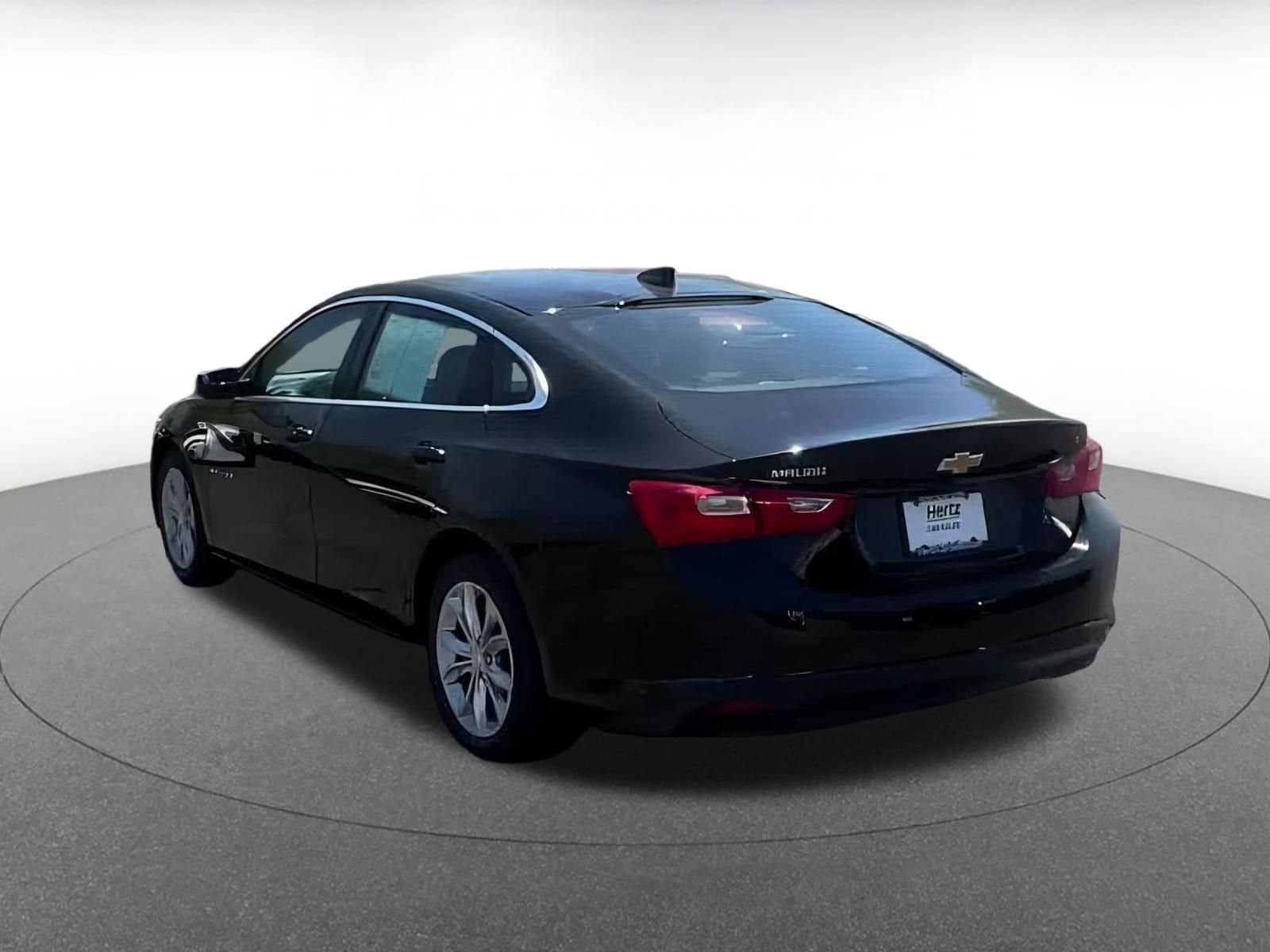 Thumbnail: 2023 Chevrolet Malibu - 11