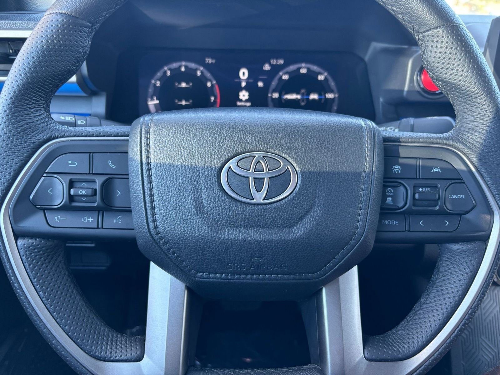 Thumbnail: 2025 Toyota Tacoma - 25