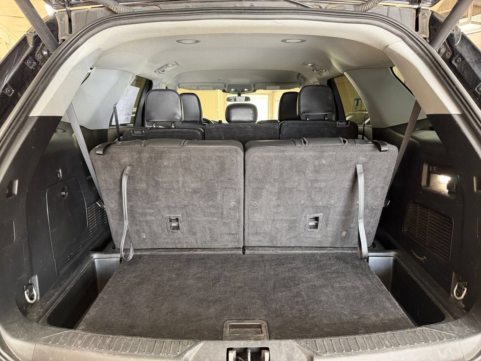 Thumbnail: 2024 Ford Explorer - 34