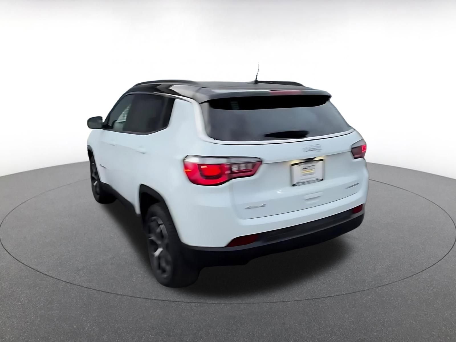 Thumbnail: 2025 Jeep Compass - 11