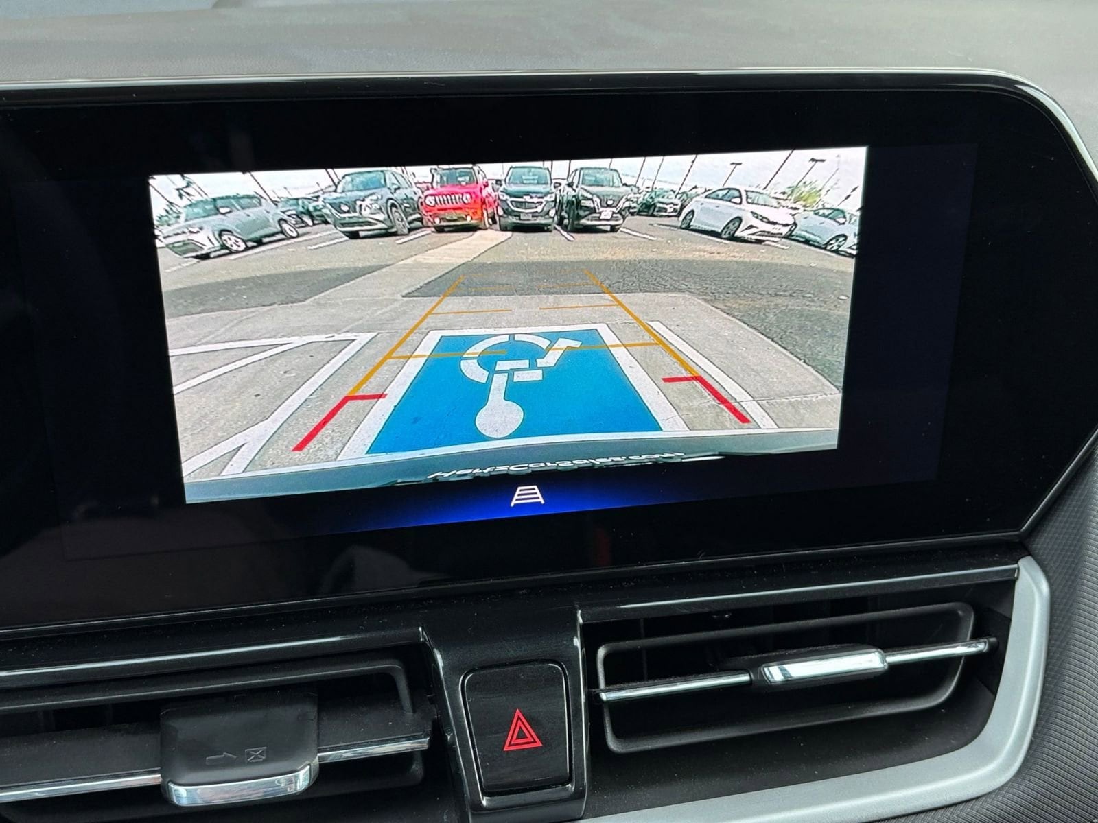 Thumbnail: 2025 Chevrolet TrailBlazer - 17