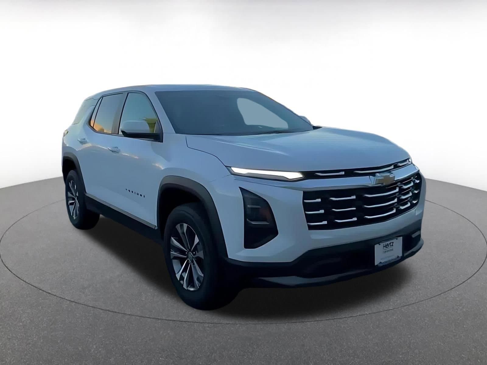 Thumbnail: 2025 Chevrolet Equinox - 3
